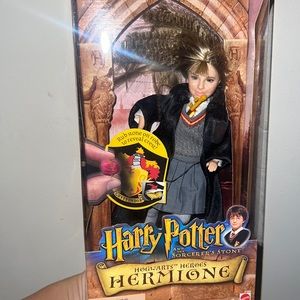 2001 Hermoine HARRY POTTER DOLL MATTEL
